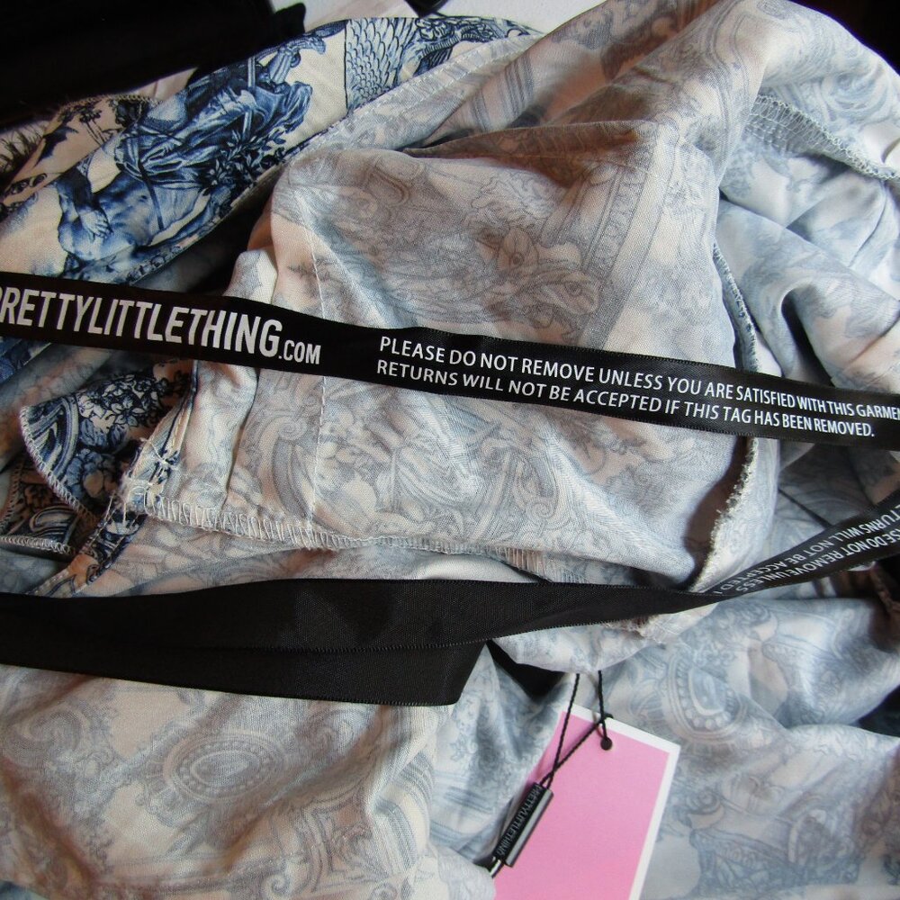 PrettyLittleThing Renaissance One Shoulder Dress - Picture 6 of 10